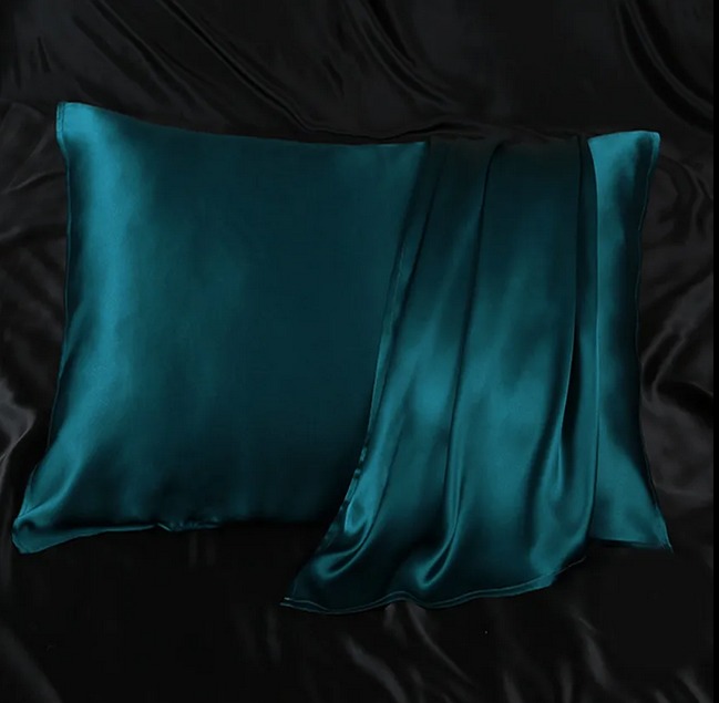 22 momme mulberry silk pillowcase, fabric shown